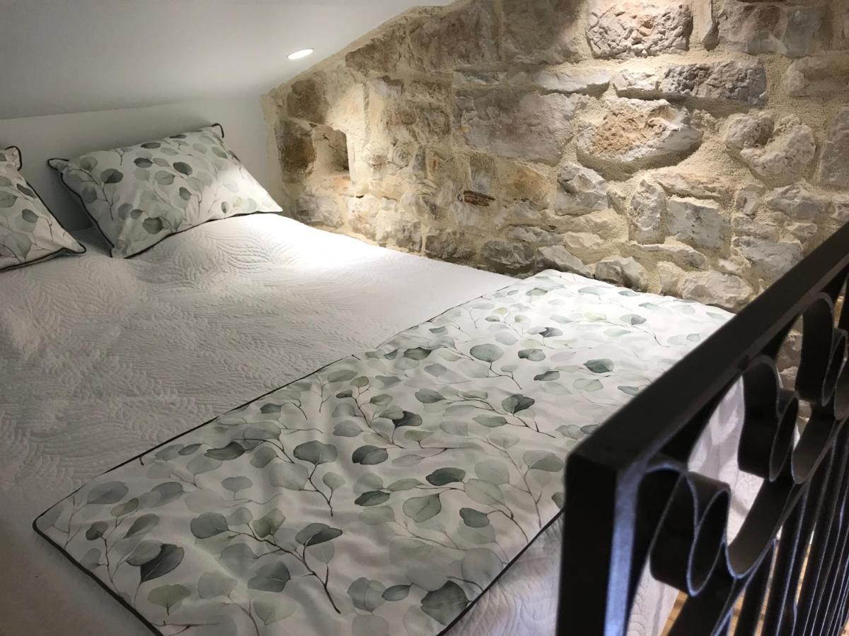 Le Pigeonnier Du Beffroi Villa Bruniquel Bagian luar foto
